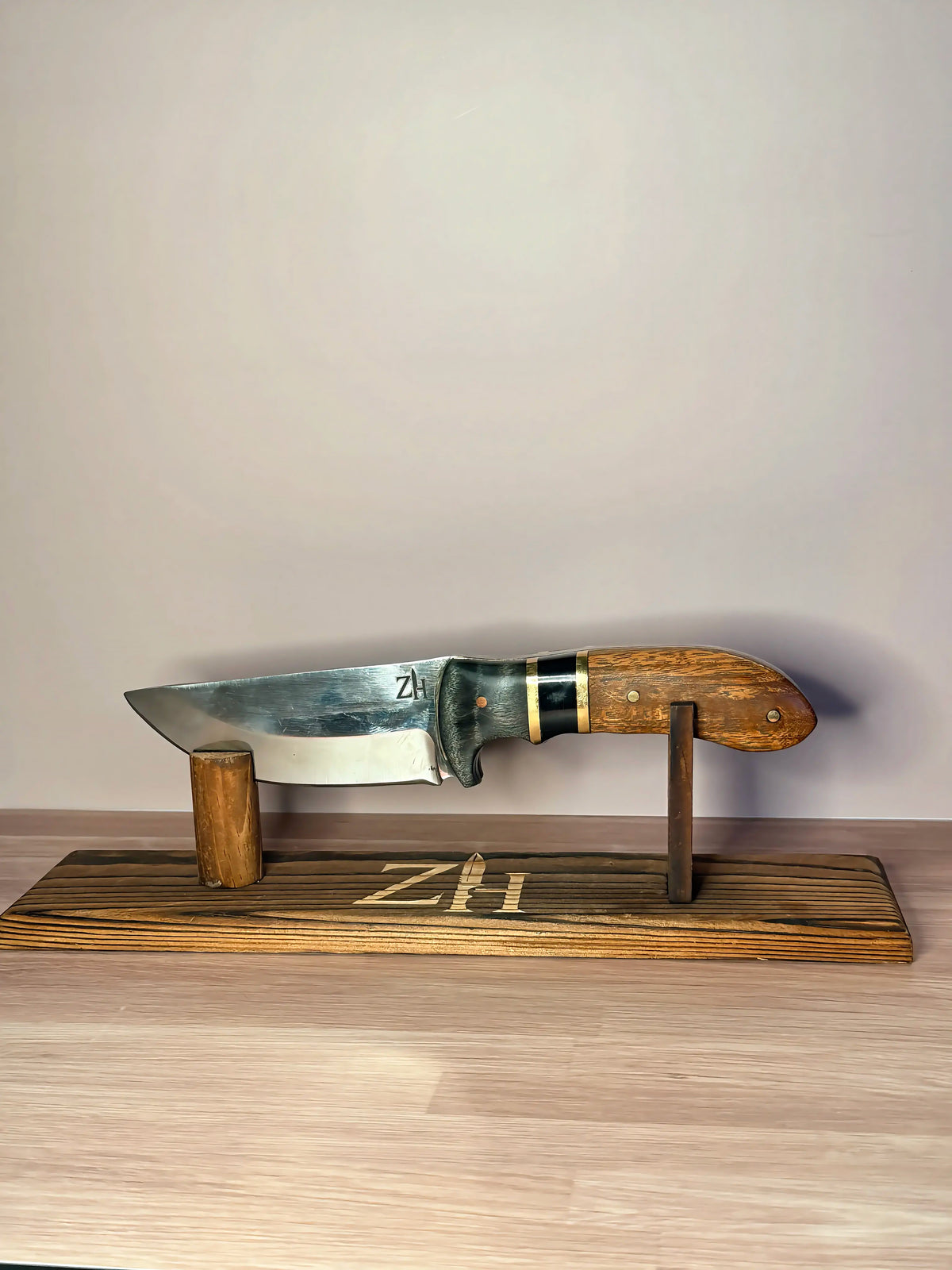 80CrV2 Mesquite Skinner — Brass & Buffalo Horn